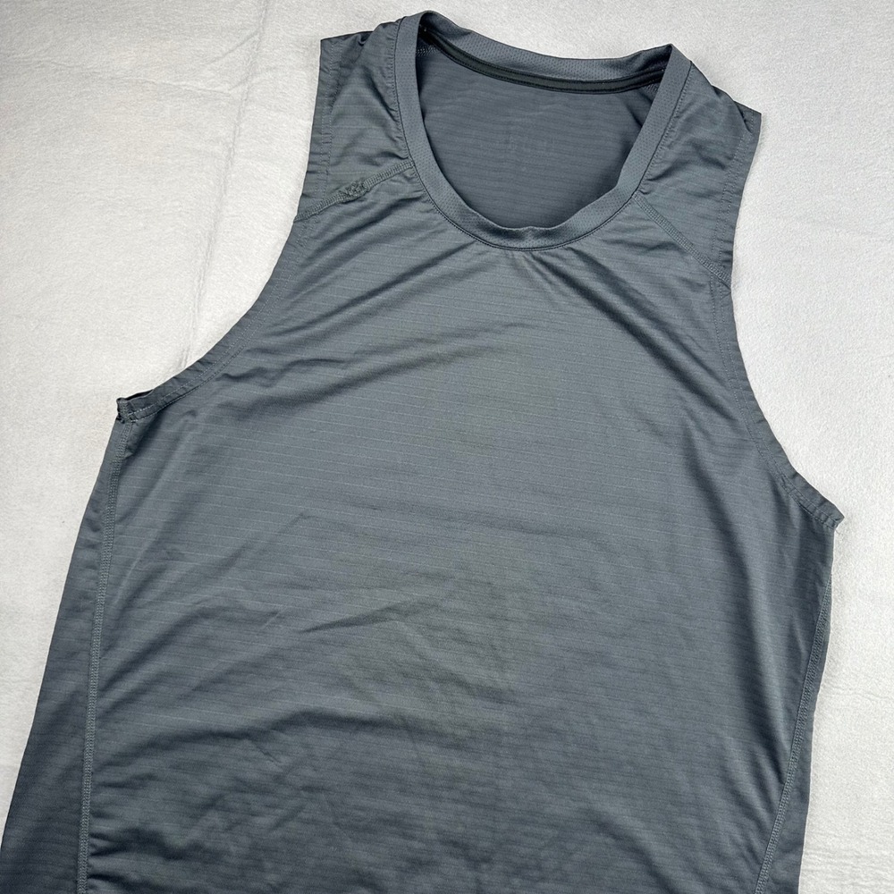 Rhone Mens Sentry Performance Tank Top Charcoal Gray Athletic Shirt Medium